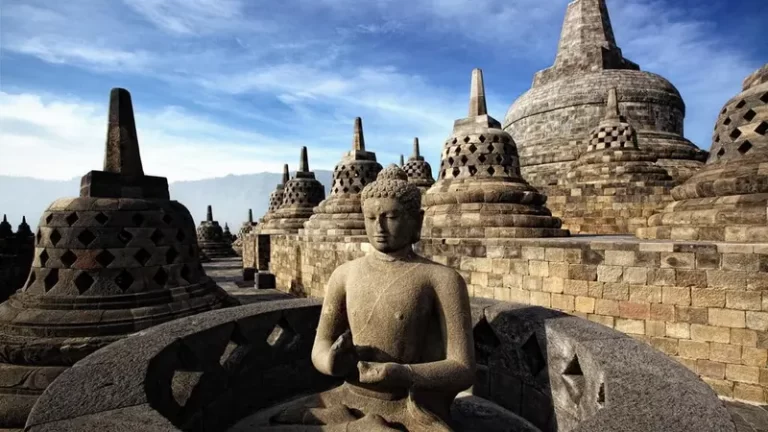 Visitors exploring Borobudur temple, included in Borobudur Tour Package